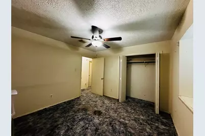 16807 Blackhawk Boulevard, Friendswood, TX 77546 - Photo 13