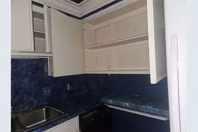 2601 Bellefontaine Street #A105, Houston, TX 77025 - Photo 7