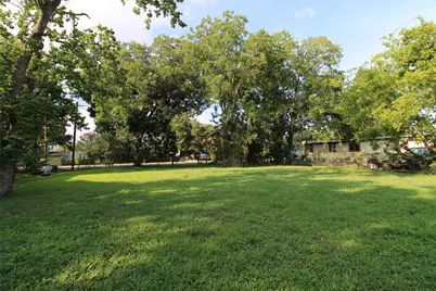 125 Hillsman Lane, Sugar Land, TX 77498 - Photo 3