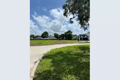 1618 Crown Oaks Court, Pearland, TX 77581 - Photo 11