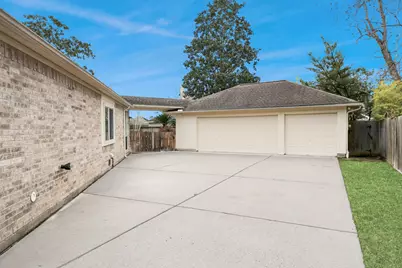 3907 N Kimball Court, Missouri City, TX 77459 - Photo 7