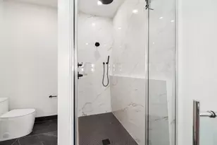 1711 Allen Pkwy, Houston, TX 77019 - Photo 17