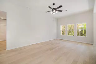 9642 Moss Rose, Willis, TX 77378 - Photo 5