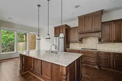 38 Jonquil Place, Tomball, TX 77375 - Photo 9