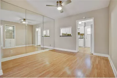 1807 Stoney Brook Drive #204, Houston, TX 77063 - Photo 9