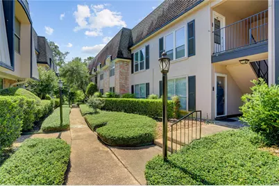 1807 Stoney Brook Drive #204, Houston, TX 77063 - Photo 3