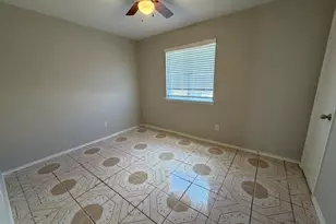 4211 Buras Pass Ln, Houston, TX 77045 - Photo 13