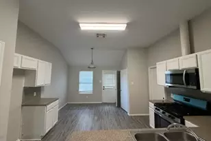 4211 Buras Pass Ln, Houston, TX 77045 - Photo 7