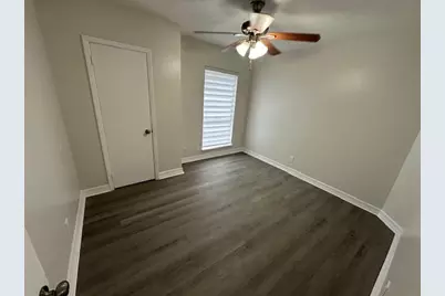 3400 Timmons Lane #24, Houston, TX 77027 - Photo 7