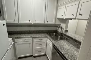 3400 Timmons Ln, Houston, TX 77027 - Photo 9