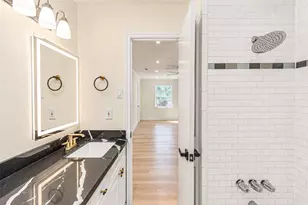 10610 Overbrook Ln, Houston, TX 77042 - Photo 23