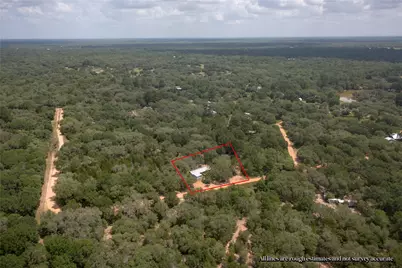 706 Crooked Creek Drive, Sheridan, TX 77475 - Photo 25