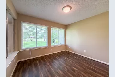 643 E Country Grove Circle, Pearland, TX 77584 - Photo 7
