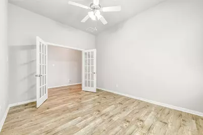 2413 Village Azalea Drive, Texas City, TX 77568 - Photo 15