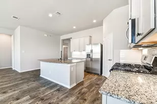 2413 Village Azalea Dr, Texas City, TX 77568 - Photo 5