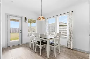 610 Lost Crk Dr, Baytown, TX 77523 - Photo 17