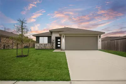 610 Lost Creek Drive, Baytown, TX 77523 - Photo 3