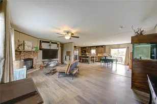 2923 County Rd 292, Alvin, TX 77511 - Photo 5