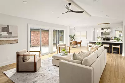 10831 Holly Springs Drive, Houston, TX 77042 - Photo 15