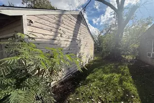 5122 Longmeadow St, Houston, TX 77033 - Photo 3