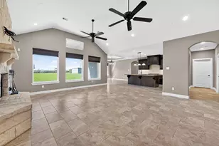 7313 Falcon Dr, Brookshire, TX 77423 - Photo 9