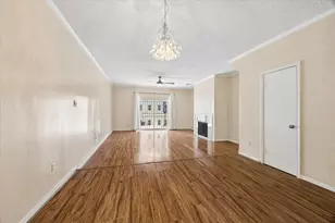 1035 Fountain View Dr, Houston, TX 77057 - Photo 13