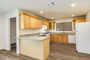 510 Denise St, West Columbia, TX 77486 - Photo 11