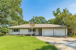 510 Denise St, West Columbia, TX 77486 - Photo 1