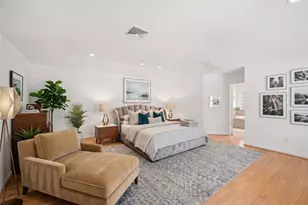 7815 Fairdale Ln, Houston, TX 77063 - Photo 29