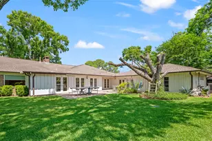 7815 Fairdale Ln, Houston, TX 77063 - Photo 49