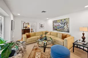 7815 Fairdale Ln, Houston, TX 77063 - Photo 7
