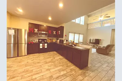 9919 Wood Wind Court, Baytown, TX 77521 - Photo 11