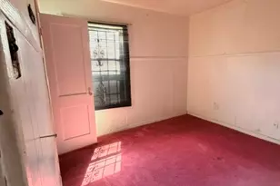 5310 Westover St, Houston, TX 77033 - Photo 15
