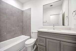 508 Welch St, Houston, TX 77006 - Photo 19