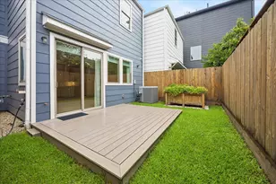 508 Welch St, Houston, TX 77006 - Photo 25