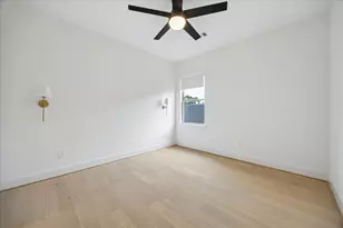 508 Welch St, Houston, TX 77006 - Photo 21
