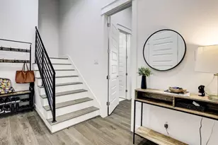 808 Fisher St, Houston, TX 77018 - Photo 5