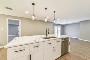 5034 Creekview Dr, La Porte, TX 77571 - Photo 19