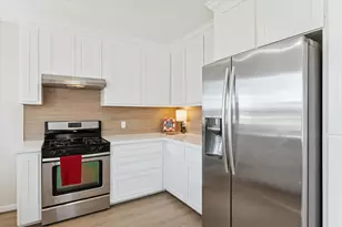 921 E Hill St, Bellville, TX 77418 - Photo 17