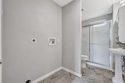 1801 55th Street, Galveston, TX 77551 - Photo 23