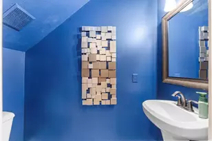 122 W Burberry Cir, Conroe, TX 77384 - Photo 9