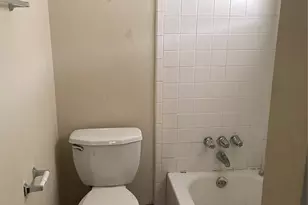 12051 Troulon Dr, Houston, TX 77072 - Photo 9