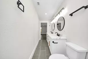 918 Loper St, Houston, TX 77017 - Photo 27