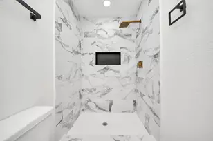 918 Loper St, Houston, TX 77017 - Photo 25