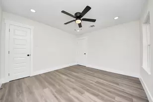 918 Loper St, Houston, TX 77017 - Photo 19