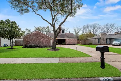 12131 Ella Lee Lane, Houston, TX 77077 - Photo 23