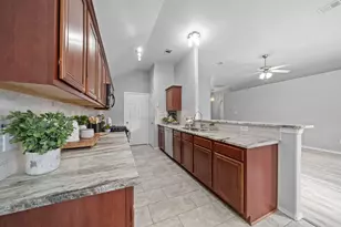 694 St Croix St, Alvin, TX 77511 - Photo 9