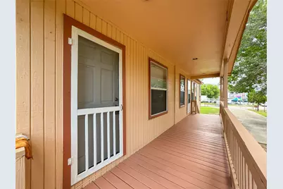 4717 Heron Street, Hitchcock, TX 77563 - Photo 7