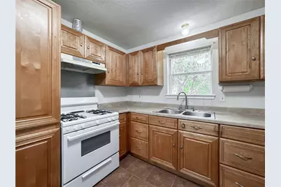 4717 Heron Street, Hitchcock, TX 77563 - Photo 13