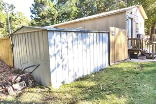 404 Lakeside Loop, Trinity, TX 75862 - Photo 9